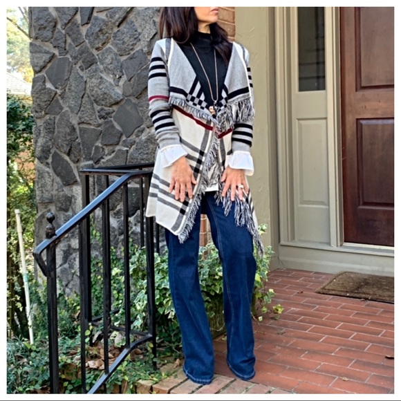 ✨LAST ONE ✨PARIS Plaid open cardigan - Picture 3 of 8